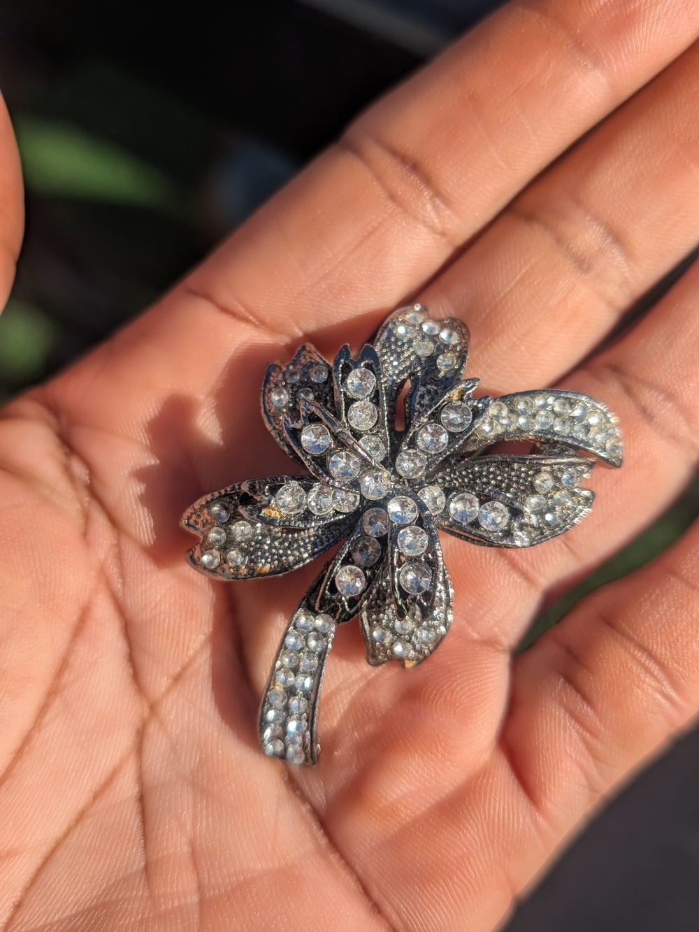 Crystal Flower Brooch Pin - Silver Tone